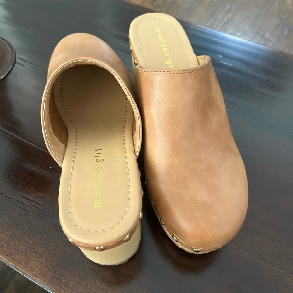 Madden Girl Tan Clogs for Women